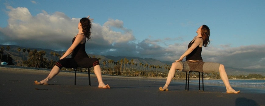 Fitness regimen focuses on mobilizing the spine to increase flexibility.